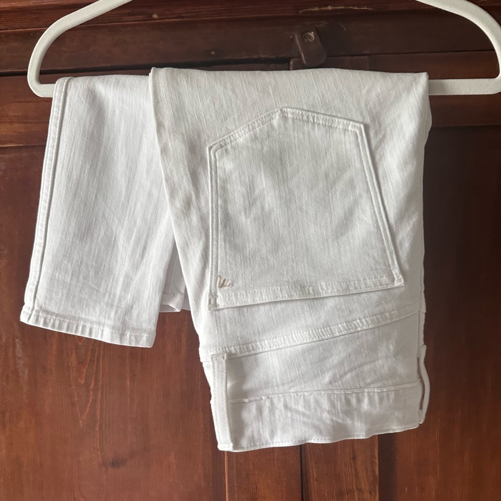 Madewell 10” High Rise Jeans. Size 29.  White
